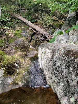 A photo of Hazel River's 'square hole'.